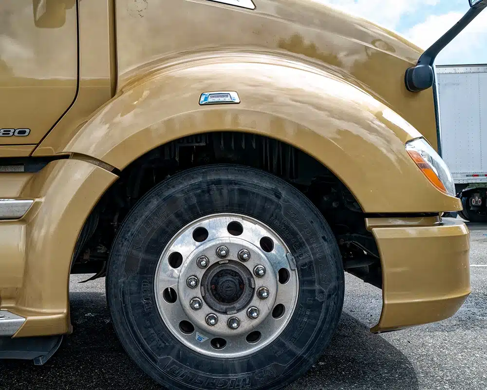 paraurti per camion e rimorchi a Parma