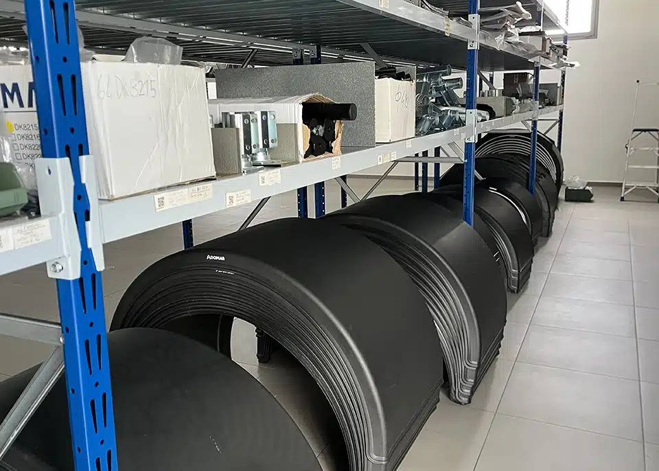 pezzi di ricambio per carrozzeria di mezzi pesanti a Parma